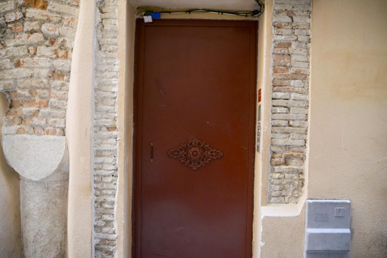 Sunny Apartment In Heart Of Nice Old Town Экстерьер фото