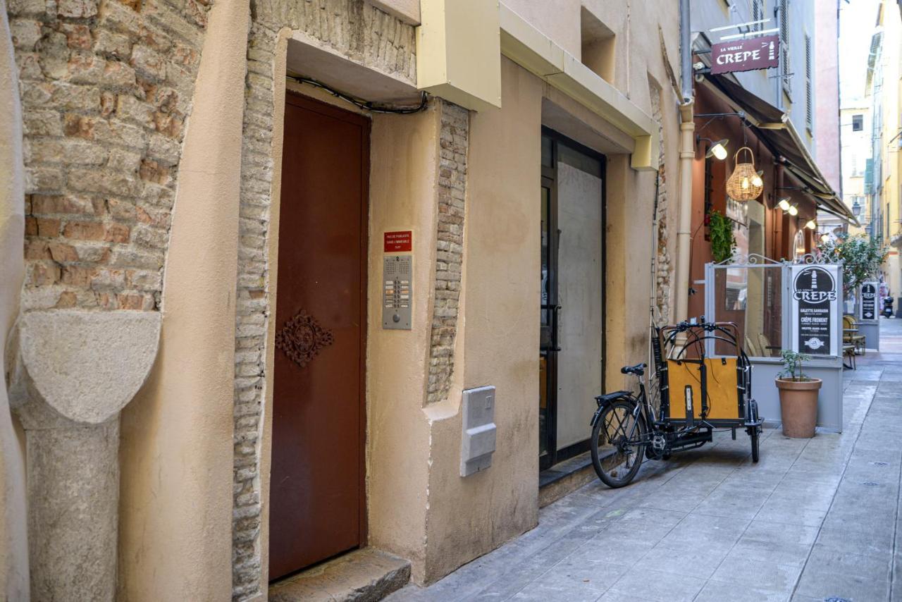 Sunny Apartment In Heart Of Nice Old Town Экстерьер фото